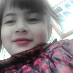 Meet your Posher, Vjolanda